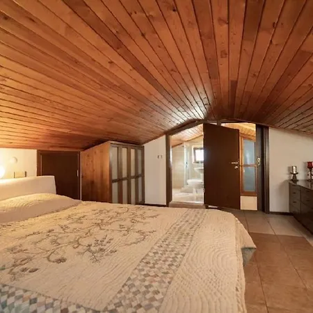 Vila Detached With Private Pool In